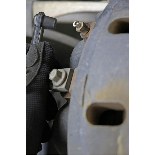 Trousse dentretien automobile et de purge de freins - MITYVAC MV8000