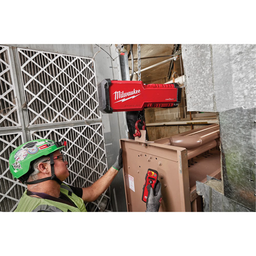 M18 Compact 1-Ton Chain Hoist with ONE-KEY, 2204 lbs. (1 tons) Capacity - Milwaukee 2983-22HD