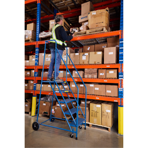CSA-Certified Rolling Step Ladder, 5 Steps, 22" Step Width, 46" Platform Height, Steel - KLETON 