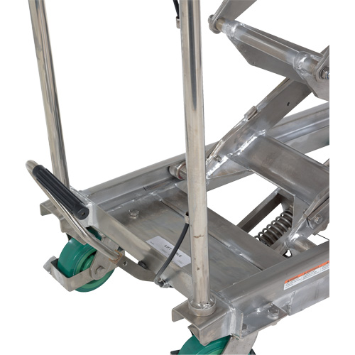 Table &eacute;l&eacute;vatrice hydraulique manuelle &agrave; ciseaux, 36-1/4" lo x 19-3/8" la, Acier inoxydable, Capacit&eacute; 600 lb - Vestil CART-600-D-SS2