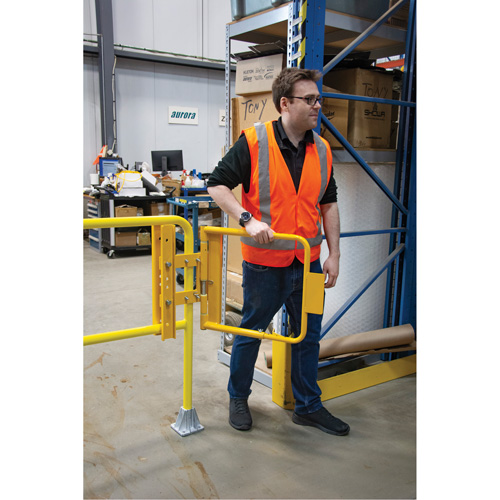 Safety Swing Gate, 21" H x 24" - 40" W - KLETON 