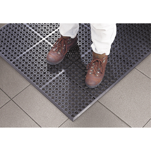 Tapis Workrite No 474, &agrave; fentes, 3' x 5' x 1/2", Noir, Caoutchouc naturel - Wearwell 474.12X3X5BK