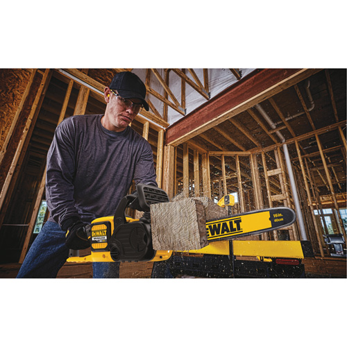 Flexvolt&reg; Cordless Chainsaw, 16", Battery Powered, 60 V - DEWALT DCCS670B