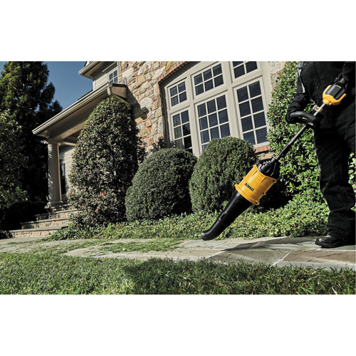 Universal Blower Attachment - DEWALT DWOAS7BL
