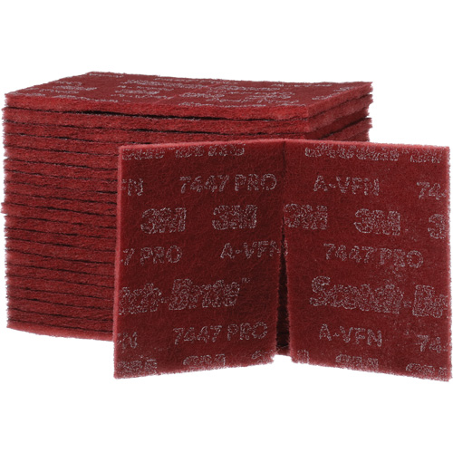 Tampons manuels Scotch-Brite 7447, Oxyde d'aluminium, 9" x 6", Grain Tr&egrave;s fin - 3M SB64926