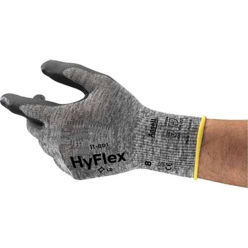 Gants Hyflex 11-801, 11/2T-Grand, R&ecirc;vetement Mousse de nitrile, Calibre 15, Enveloppe en Nylon - Ansell 1180111110