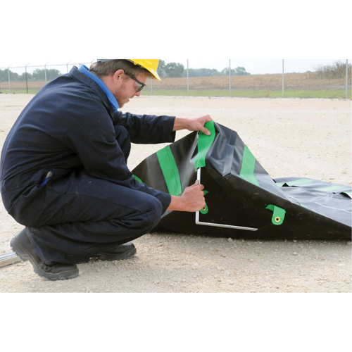 Economy Ultra-Containment Berms&reg;, 5385 US gal. Capacity, 12' W x 60' L x 12" H, L-Bracket - Ultratech 8253