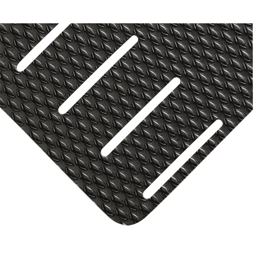 Tapis Kushion Walk no 475, &agrave; fentes, 2' x 10' x 3/8", Noir, PVC - Wearwell 475.38X2X10SLTBK