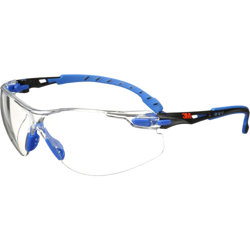 Lunettes de s&eacute;curit&eacute; Solus avec lentilles Scotchgard, Lentille Transparent, Antibu&eacute;e, R&eacute;pond ou surpasse la norme CSA Z94.3 - 3M S1101SGAF