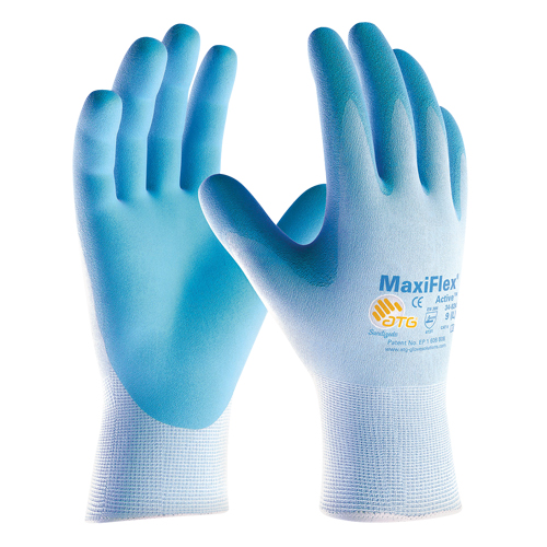 ATG MaxiFlex&reg; Ultra Lightweight Coated Gloves, 8/Medium, Foam Nitrile Coating, 15 Gauge, Nylon Shell - PIP Global Safety GP34824/M