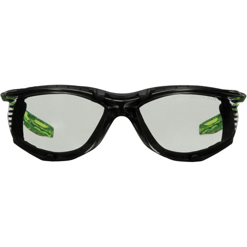 Lunettes de s&eacute;curit&eacute; de s&eacute;rie Solus CCS, Lentille Gris/Int&eacute;rieur/ext&eacute;rieur, Antibu&eacute;e, R&eacute;pond ou surpasse la norme CSA Z94.3 - 3M SCCS07SGAF-GRN