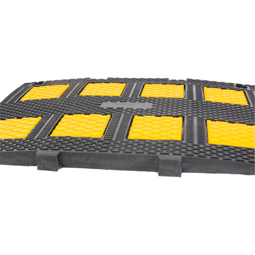 Dos d'&acirc;ne central, Caoutchouc, 3' lo x 20" la x 2" h - Produits de sécurité Zenith 