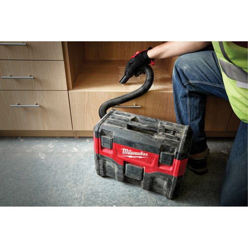 M18 Wet/Dry Vacuum (Tool Only), 18 V, 2 Gal. Capacity - Milwaukee 0880-20