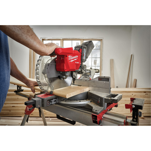 M18 Fuel Dual Bevel Sliding Compound Mitre Saw Kit - Milwaukee 2739-21HD