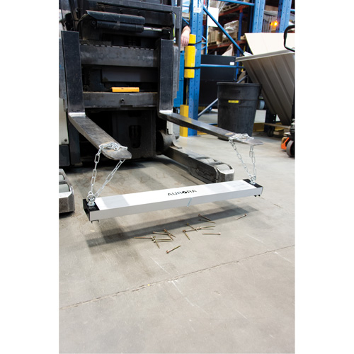 Magnetic Yard Sweepers, 36" W - Aurora Tools 