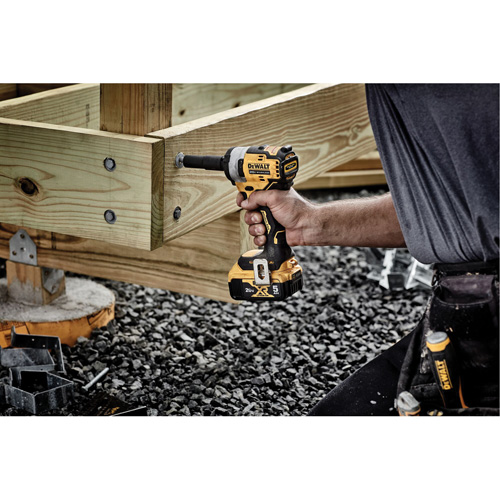 Cordless Impact Wrench with Hog Ring Anvil, 20 V, 1/2" Socket - DEWALT DCF911B