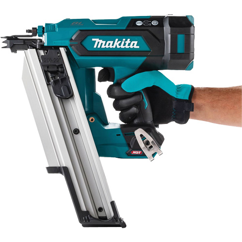 Cloueuse de charpente 3-1/2" sans balai &agrave; t&ecirc;te ronde XGT (outil seulement), 40 V, Lithium-ion - Makita BN002GZ01