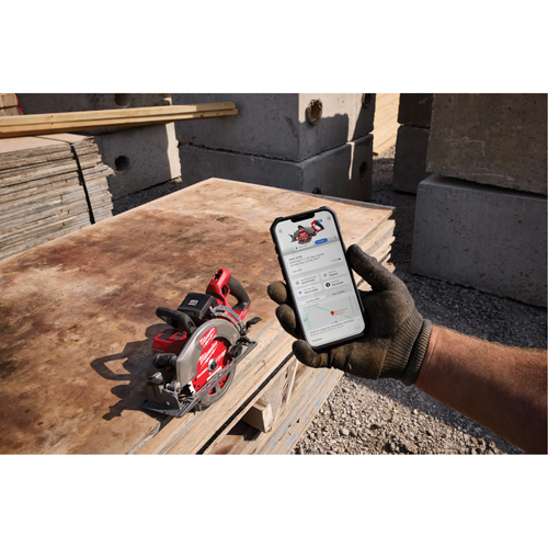 M18 FUEL Rear Handle Circular Saw with ONE-KEY  (Tool Only), 7-1/4", 18 V - Milwaukee 2931-20