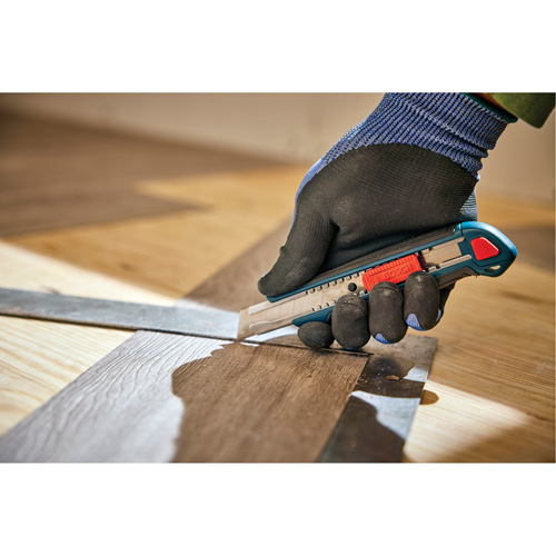 Couteau &agrave; lame s&eacute;cable de 18 mm - Bosch H11-12100-1