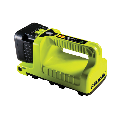 Lantern, LED, 588 Lumens, C Batteries - Pelican 9415-002-245