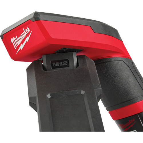 Ensemble d'&eacute;clairage pour soubassement de carrosserie M12, Magn&eacute;tique, Rechargeable, 1200 lumens - Milwaukee 2126-21XC