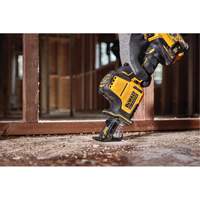 Scie alternative sans fil &agrave; une main Atomic (outil seulement), 20 V, Lithium-ion Bloc-pile, 2800 coups/min - DEWALT DCS369B