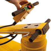 Mammut Jack, 110 Ton(s), Air Hydraulic - Esco 91004