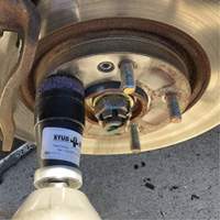 STUD KLEEN Impact-Driven Hub, Stud & Wheel Cleaning Tool - Esco 50170