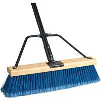 Balai-brosse &agrave; manche renforc&eacute; Ryno, 36", Fin, Soies PVC - M2 Professional PB-810-BT36