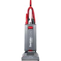 Aspirateur vertical commercial EON Allergen, 105 pi. cu/min, 4,1 pintes - Sanitaire SC5505A
