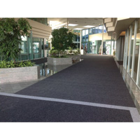 Everest Indoor/Outdoor Matting, Wiper/Scraper, 6-1/2' x 75-1/2' x 1/2", Charcoal - Edgewood Matting EVR202000