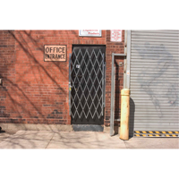 Barri&egrave;res de porte robustes, Simple, 4' lo x 6' 6" h d&eacute;ploy&eacute; - Illinois Engineered Products D81