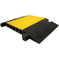 Protecteur de c&acirc;ble robuste Yellow Jacket, 5 canaux, 35,75" lo x 57,25" la x 5,125" h - Checkers Industrial Products YJ5-400-Y/B