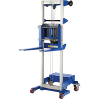 Gerbeur pour chariot &eacute;l&eacute;vateur - conception &agrave; contrepoids, Fonctionnement Treuil manuel, Capacit&eacute; 500 lb, Lev&eacute;e max 47" - Vestil A-LIFT-CB