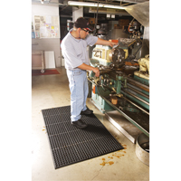 WorkSafe&reg; Light No. 478 CFR Mats, Slotted, 3' x 10' x 1/2", Grey, Rubber - Wearwell 478.12X3X10GY