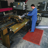 Tapis de s&eacute;rie Competitor, &agrave; fentes, 3' x 5' x 7/8", Orange, Caoutchouc naturel - Edgewood Matting CBI140305