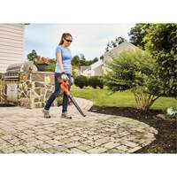 Trousse de balayeuse sans fil Max*, 40 V, Vitesse d'air 125 mi/h, &agrave; pile - Black & Decker LSW40C