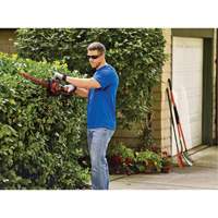 Max* PowerCut Cordless Hedge Trimmer Kit, 22", 20 V, Battery Powered - Black & Decker LHT321
