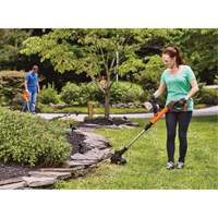 Ensemble de coupe-bordure/taille-bordure sans fil &agrave; 2 vitesses Max*, 12", &agrave; pile, 20 V - Black & Decker LST522-CA