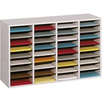 Casier &agrave; compartiments r&eacute;glable pour documentation, Stationnaire, 36 fentes, Bois, 39-1/4" la x 11-3/4" p x 24" h - Safco 9424GR