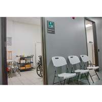 Folding Chairs, Polyethylene, White, 350 lbs. Weight Capacity - KLETON 