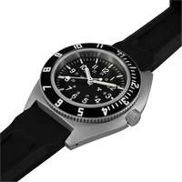 Montre Steel Navigator sur ensemble bracelet en caoutchouc noir de trois morceaux, Num&eacute;rique, &agrave; piles, 41 mm, Noir - Marathon WW194001SS-0830