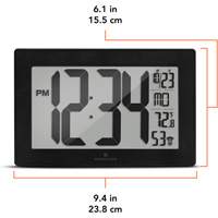 Horloge murale &agrave; r&eacute;glage et ajustement automatiques avec support, Num&eacute;rique, &agrave; piles, Noir - Marathon CL030068-BK-BS-NA