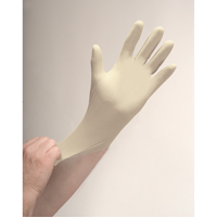 Gants d'examen de premi&egrave;re qualit&eacute; pour peau sensible, Moyen, Latex, 4 mils, Sans poudre, Naturel - Produits de sécurité Zenith 