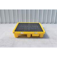 Palettes Ultra-Spill Pallet pour quatre barils, Capacit&eacute; de d&eacute;versement 66 gal. US, 53" x 53" x 11,75" - Ultratech 1000