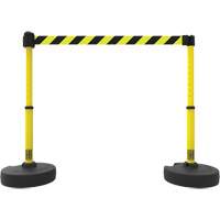 Ensemble de deux montants pour barri&egrave;re PLUS, Plastique, 42" h, Ruban Jaune, Longueur du ruban 15' - Banner Stakes PL4291