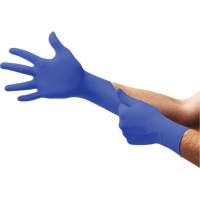 UltraForm&reg; UF-524 Examination Gloves, X-Small, Nitrile, 2.4-mil, Powder-Free, Blue, Class 2 - Microflex UF-524-XS