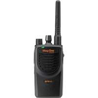 Radio portative de s&eacute;rie BPR40, Bande UHF/VHF, 8 canaux, Port&eacute;e 300 000 pi² - Motorola BPR40-VHF-8
