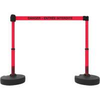 Ensemble de montants pour barri&egrave;re Plus, Plastique, 42" h, Ruban Rouge, Longueur du ruban 15' - Banner Stakes PL4247