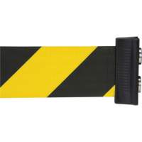 Barri&egrave;re &agrave; fixation murale avec ruban magn&eacute;tique, Acier, Fixation par vis, 7', Ruban Noir et jaune - Produits de sécurité Zenith 